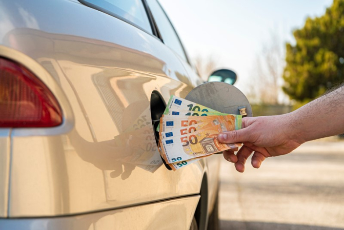 12% pseudo-eindheffing fossiele en hybride personenauto’s